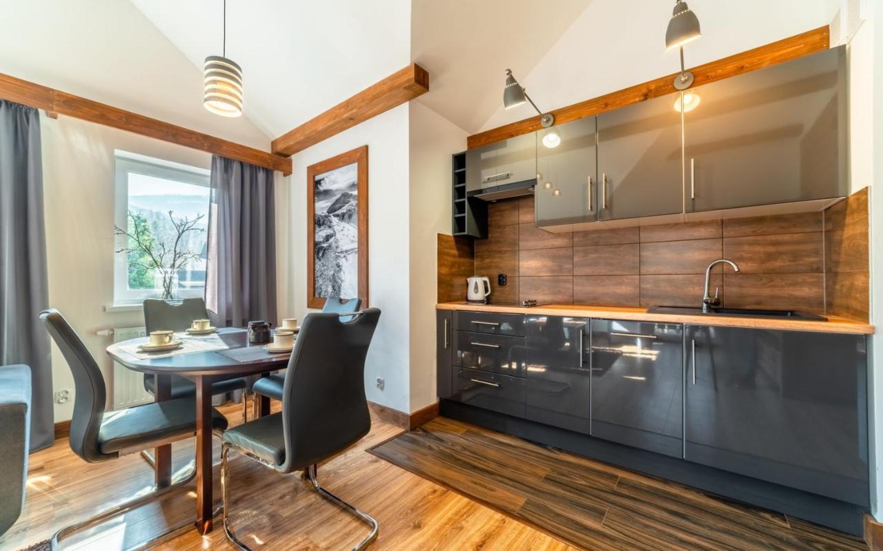 Apartamenty Gorski Zakatek Karpacz Na Emilii Plater 18C Exterior foto
